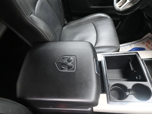 Used 2015 RAM 1500 Laramie w/ Convenience Group image 14