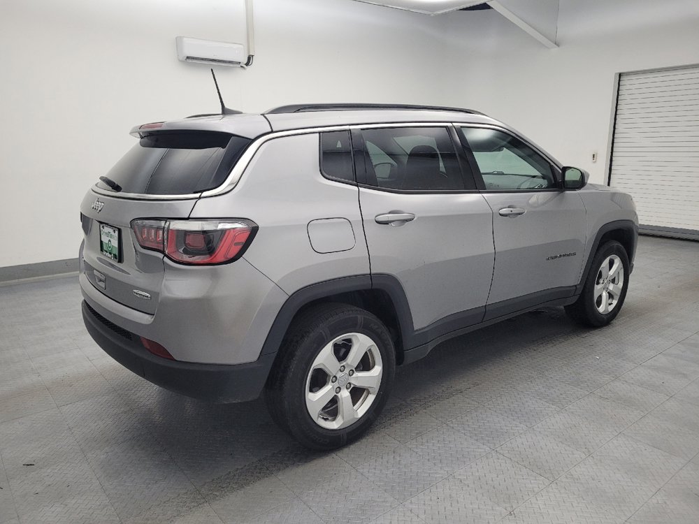 Used 2019 Jeep Compass Latitude AWD/4WD image 10