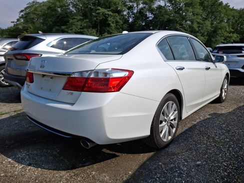 Used 2015 Honda Accord EX-L image 4