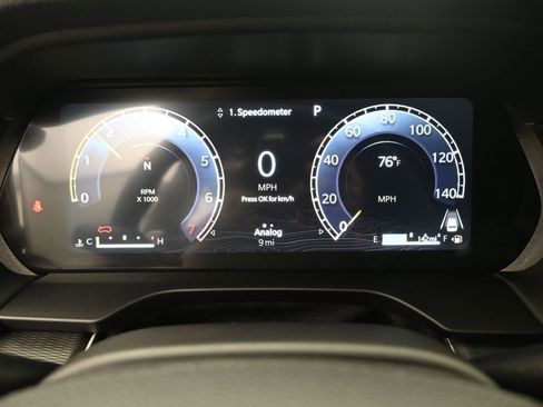 New 2025 Jeep Grand Cherokee Altitude image 36