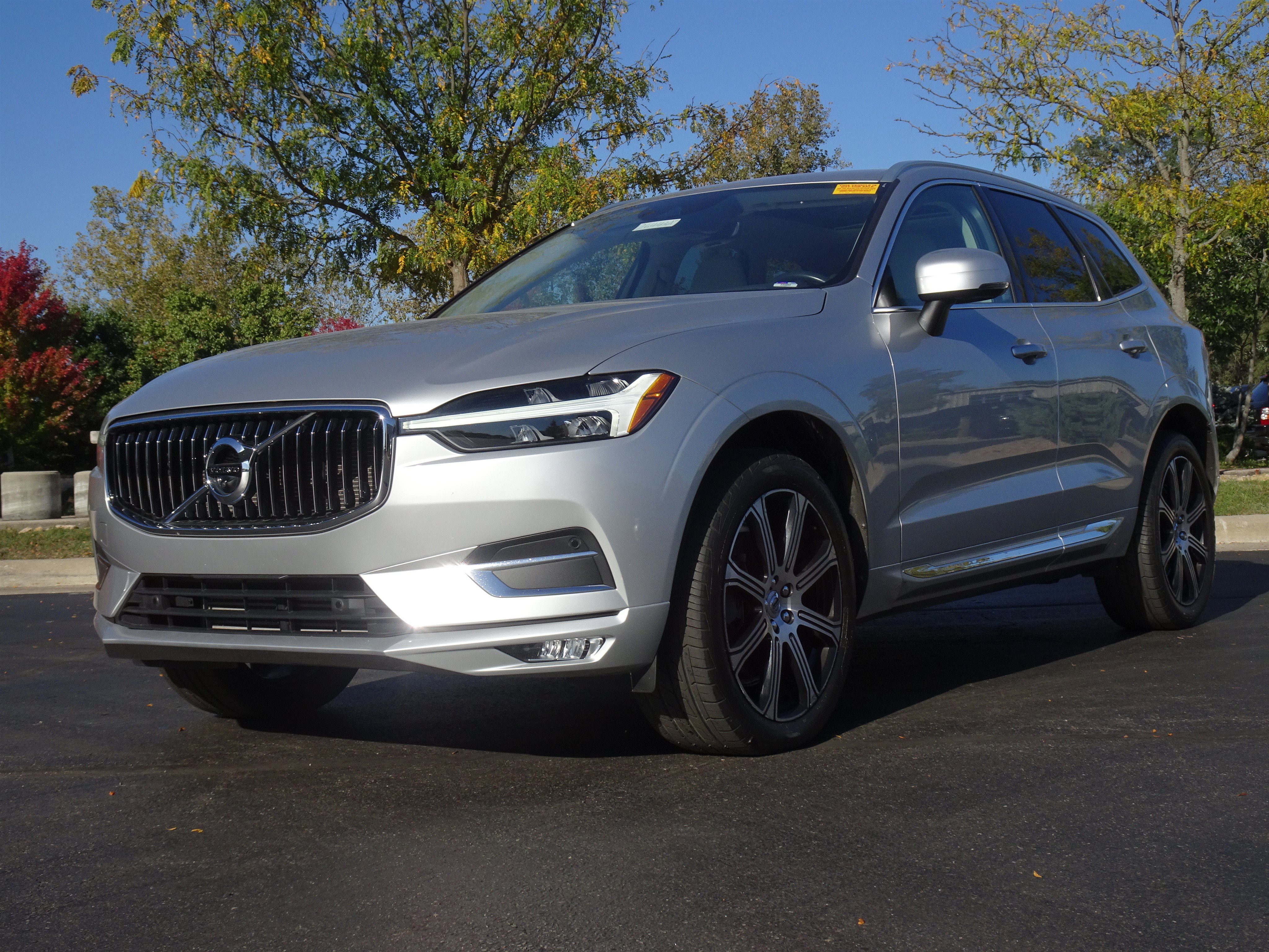 Used 2021 Volvo XC60 T6 Inscription AWD/4WD image 2