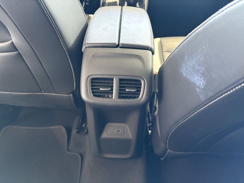 Used 2025 Buick Envision Sport Touring image 21