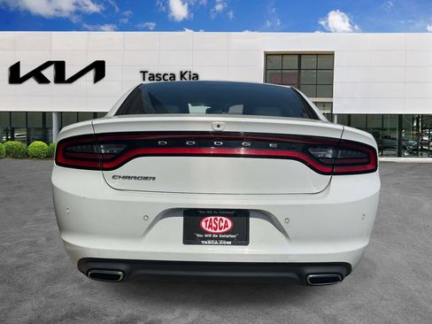 Used 2021 Dodge Charger SXT w/ Leather Interior Group RWD image 5