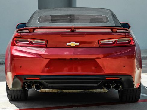 Used 2016 Chevrolet Camaro SS RWD image 12