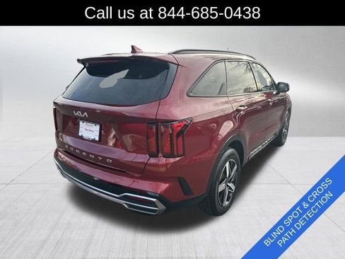 Used 2022 Kia Sorento S w/ Panoramic Sunroof Package image 5