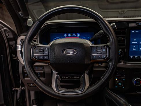 Used 2023 Ford F250 Platinum AWD/4WD image 6