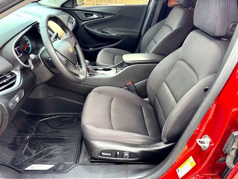 Used 2021 Chevrolet Malibu RS image 12