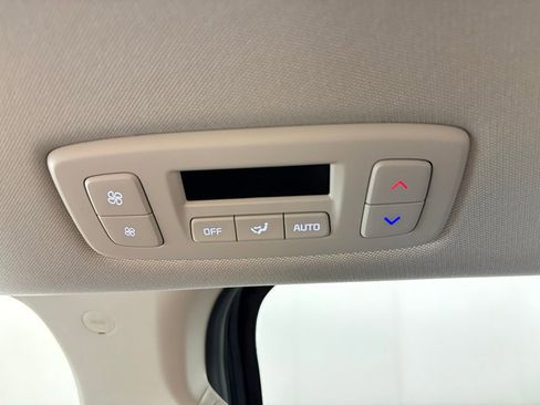 New 2026 Kia Carnival image 36