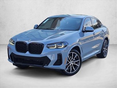 New 2025 BMW X4 xDrive30i w/ Premium Package