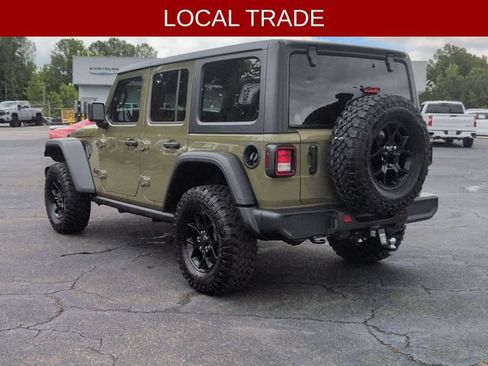 Used 2025 Jeep Wrangler Unlimited Sport AWD/4WD image 5
