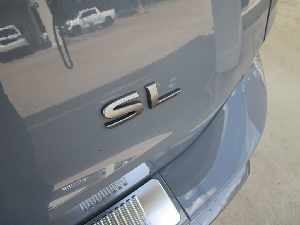 Used 2024 Nissan Rogue SL FWD image 15