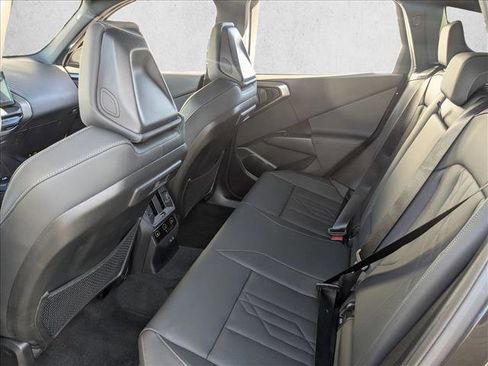 Used 2025 BMW X3 xDrive30i w/ Premium Package image 16