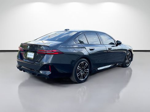 Used 2024 BMW 530i w/ M Sport Package RWD image 3