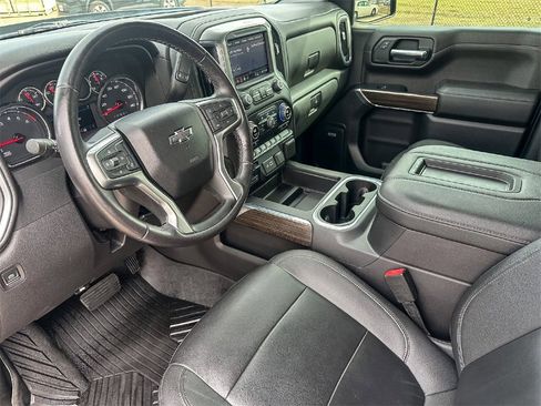 Used 2022 Chevrolet Silverado 1500 LT Trail Boss w/ Convenience Package II image 12