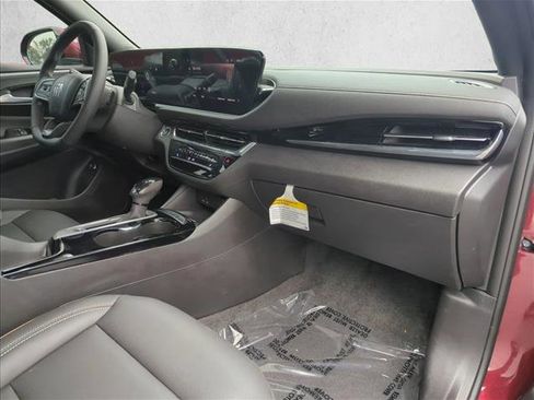 Used 2025 Buick Envista Avenir image 29