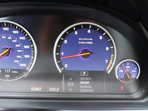 Used 2012 BMW ALPINA B7 image 29
