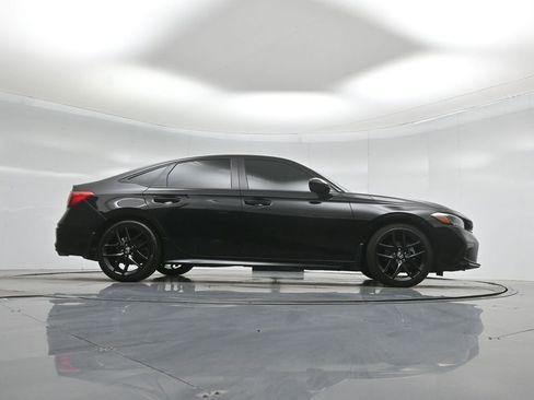 Used 2023 Honda Civic Sport image 45