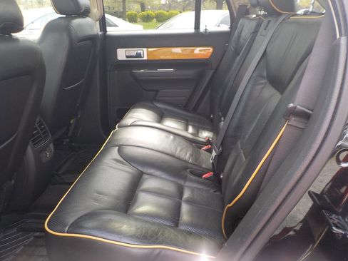 Used 2010 Lincoln MKX AWD 4dr Reserve image 26