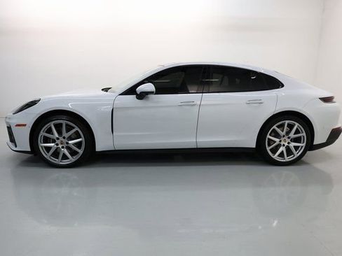 Used 2024 Porsche Panamera 4 image 61