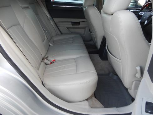 Used 2007 Chrysler 300 C RWD image 33