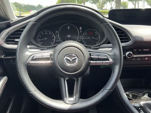 Used 2022 MAZDA MAZDA3 s FWD image 18