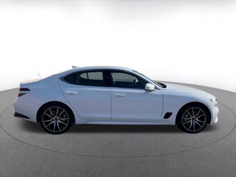 Used 2025 Genesis G70 2.5T image 16