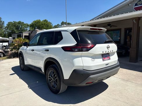 Used 2023 Nissan Rogue S FWD image 7