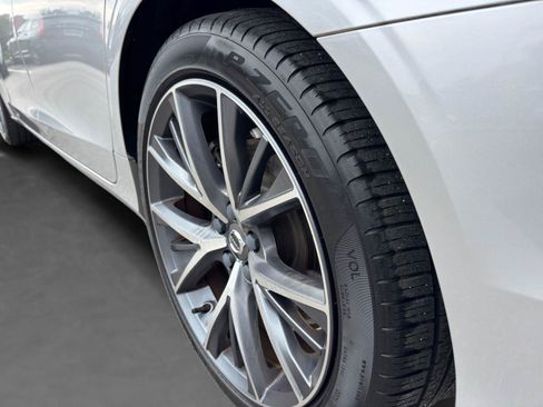 Used 2018 Volvo S90 T5 Momentum w/ Convenience Package FWD image 54