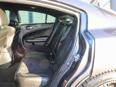 Used 2019 Dodge Charger Scat Pack w/ Plus Group image 8