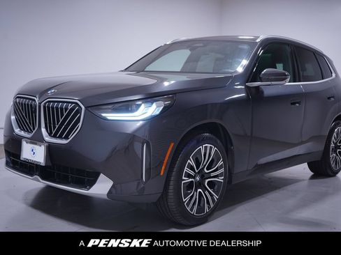 Used 2025 BMW X3 xDrive30i AWD/4WD image 1
