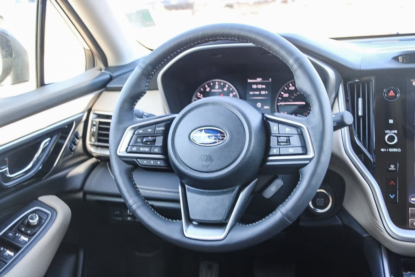 Used 2025 Subaru Outback Limited AWD/4WD image 14