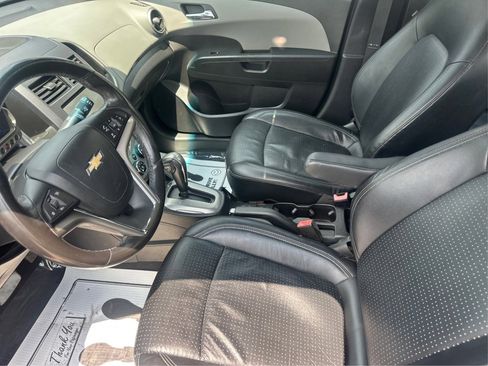 Used 2013 Chevrolet Sonic LTZ FWD image 11