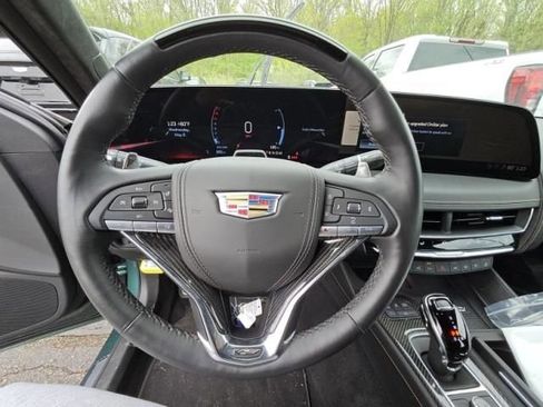 Certified 2025 Cadillac CT5 V RWD image 4