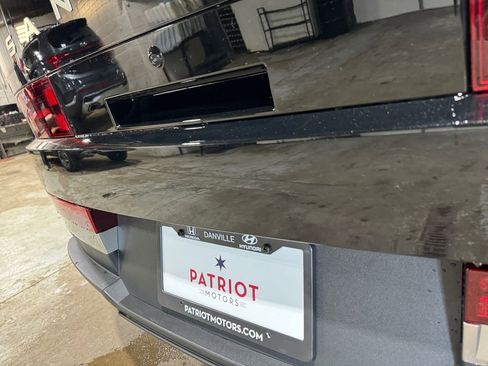 Used 2024 Hyundai Santa Fe Limited image 39