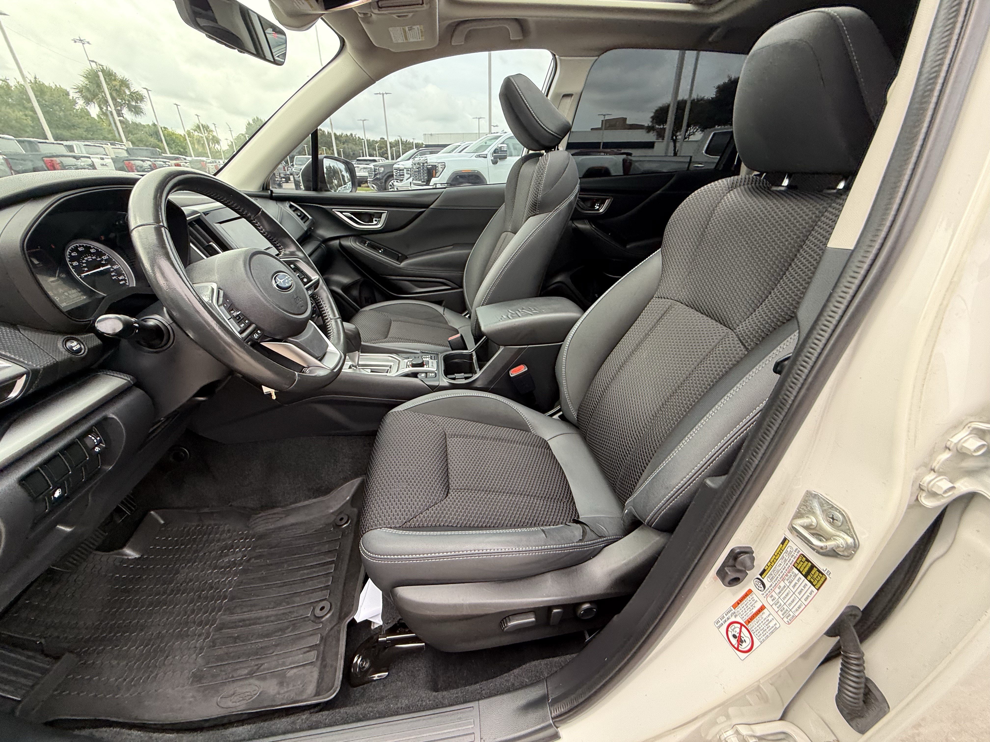 Used 2020 Subaru Forester Premium AWD/4WD image 30