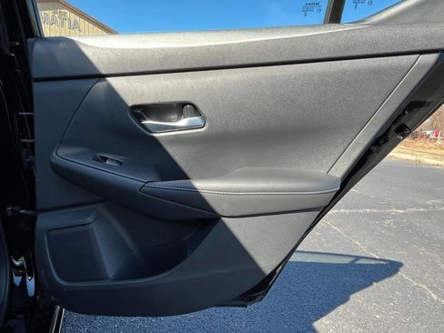 Used 2023 Nissan Sentra SV w/ All-Weather Package image 18