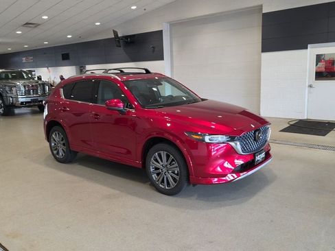 New 2025 MAZDA CX-5 Signature image 4