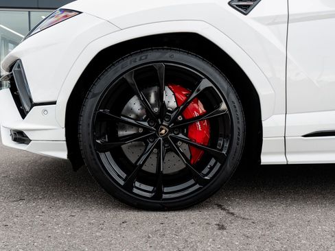 Used 2024 Lamborghini Urus S image 6