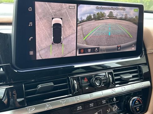 New 2026 Nissan Pathfinder Platinum AWD/4WD image 35