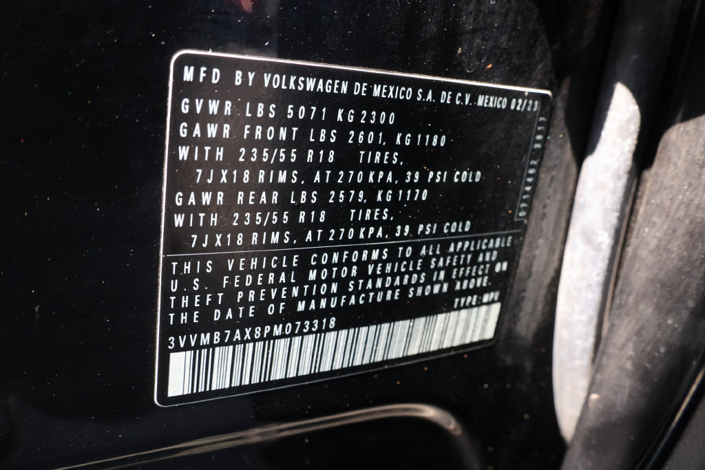 Used 2023 Volkswagen Tiguan SE w/ Panoramic Sunroof Package AWD/4WD image 42