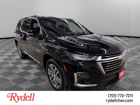 Used 2023 Chevrolet Traverse High Country image 7