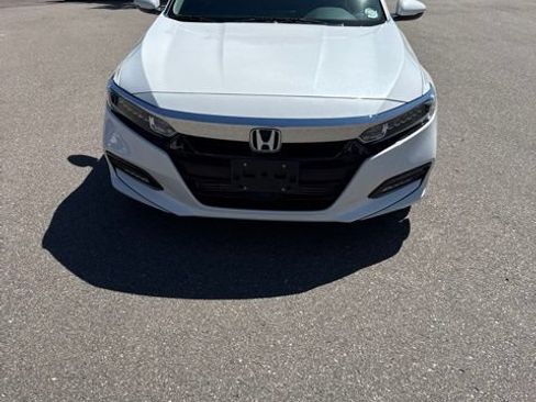 Used 2019 Honda Accord EX-L image 3