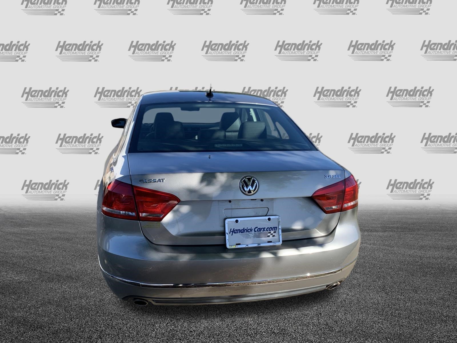 Used 2013 Volkswagen Passat 3.6 SEL Premium FWD image 9