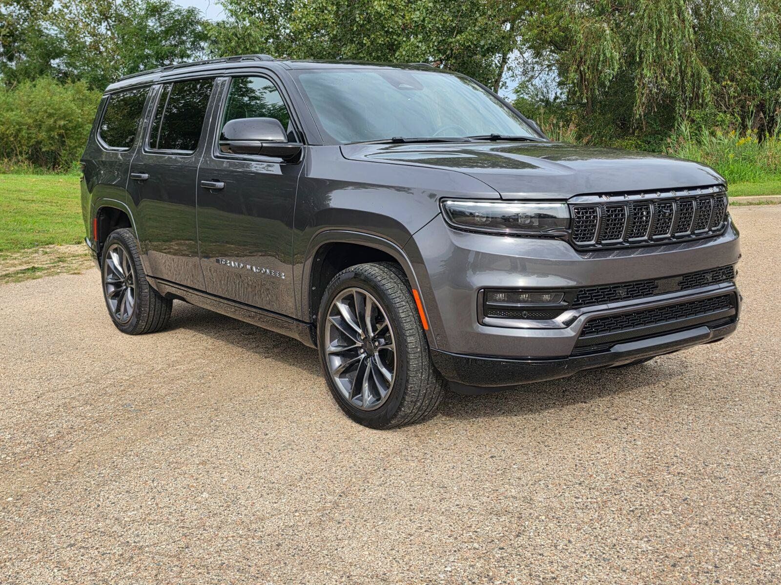 Used 2025 Jeep Grand Wagoneer Series II Obsidian w/ Quick Order Packagew 28T AWD/4WD image 25