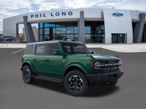 New 2025 Ford Bronco Outer Banks AWD/4WD image 8