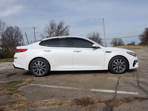 Used 2019 Kia Optima EX w/ EX Premium Package image 4