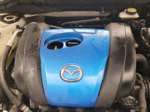 Used 2013 MAZDA MAZDA3 i Sport image 30