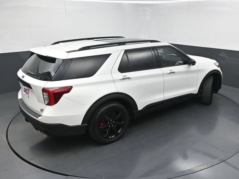 Used 2023 Ford Explorer ST w/ Equipment Group 401A AWD/4WD image 36