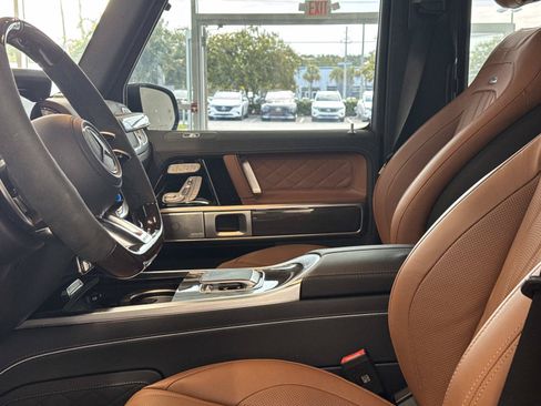 Certified 2025 Mercedes-Benz G 63 AMG 4MATIC image 15