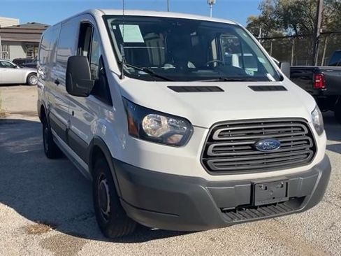 Used 2017 Ford Transit 250 130 Low Roof image 6